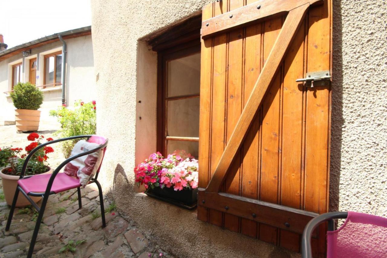 Au Coeur Du Chat Perche Arnay-le-Duc Exteriör bild
